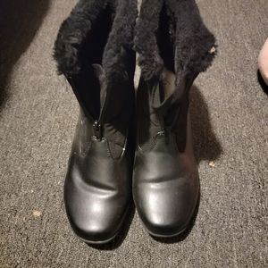 Womans boots